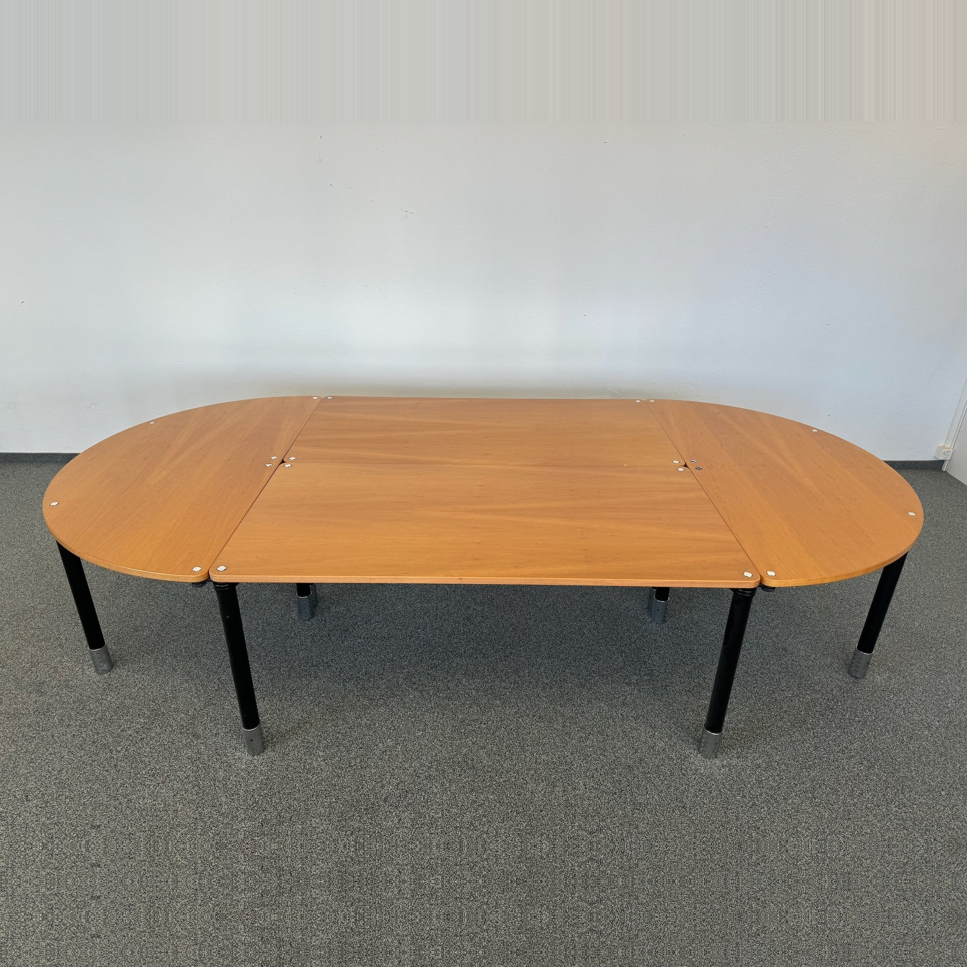 Steelcase Quadrino Sitzungstisch Spanplatte Buchendekor