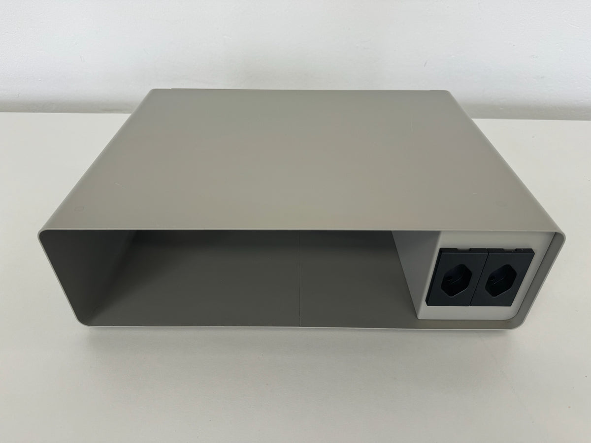 Lista Office Plug Ablagefach Grau - mit 2 Steckern