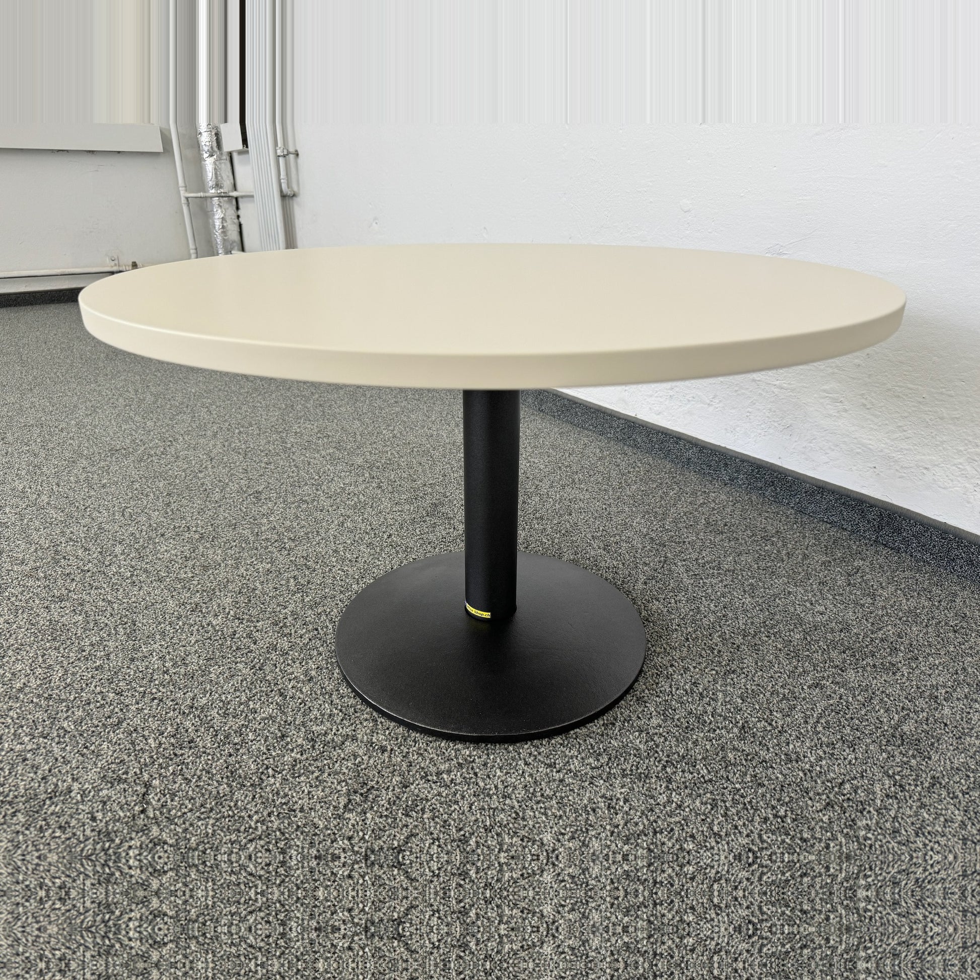 Net.Work.Place Lounge-Table 420mm hoch