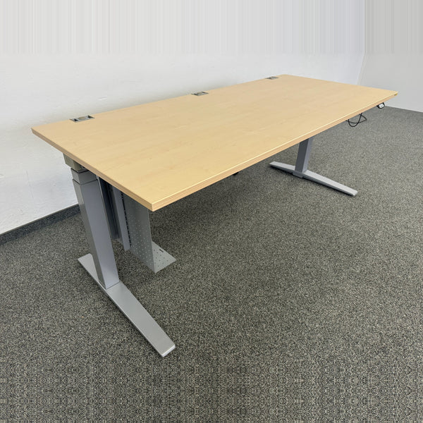 König + Neurath TALO.S Sitz-Steh-Schreibtisch