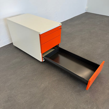 König + Neurath Container Roll-Korpus mit unterer Schublade A6 offen - 6037300