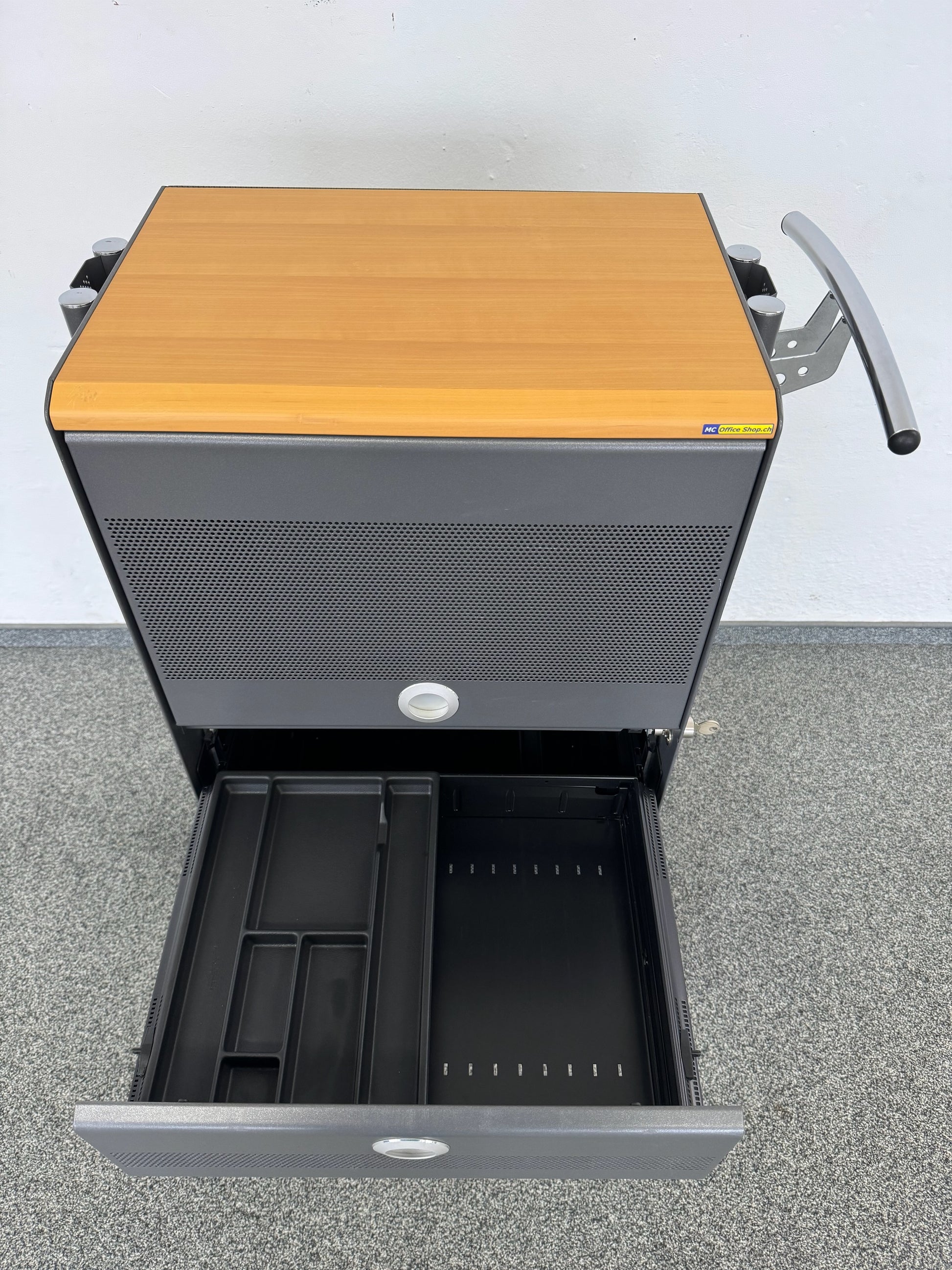 Ergodata Take Off Roll-Caddy Breitschublade offen