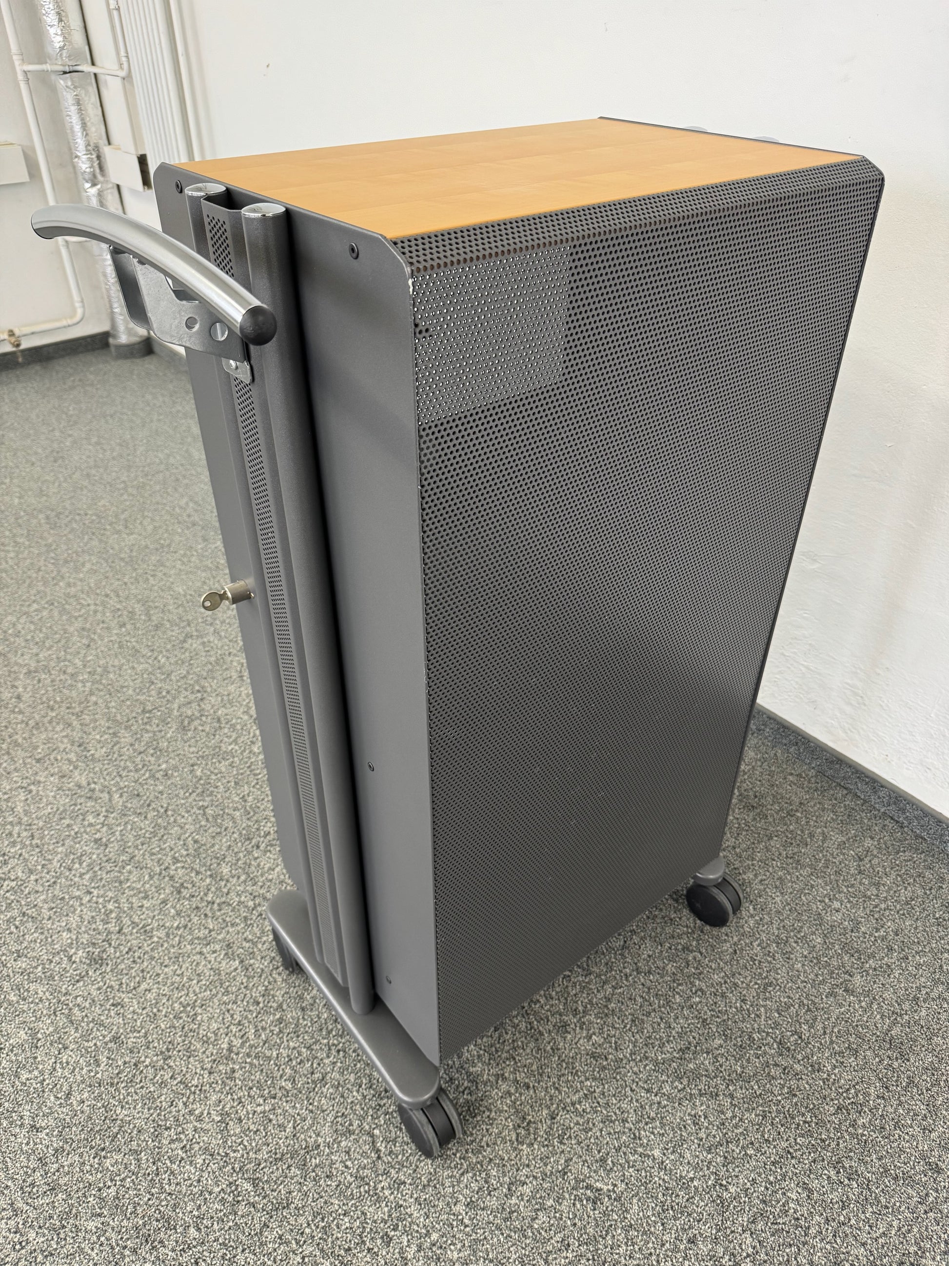 Ergodata Take Off Roll-Caddy Ansicht von hinten