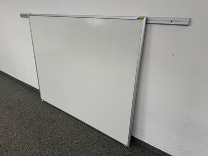 O + C Whiteboard mit Wandschiene Breite Schiene 2000mm