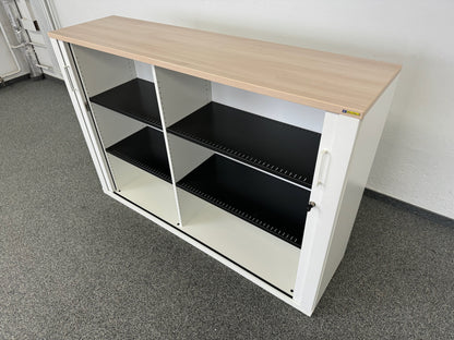 König + Neurath ACTA Classic Lateralschrank mit Deckblatt aus Akaziendekor