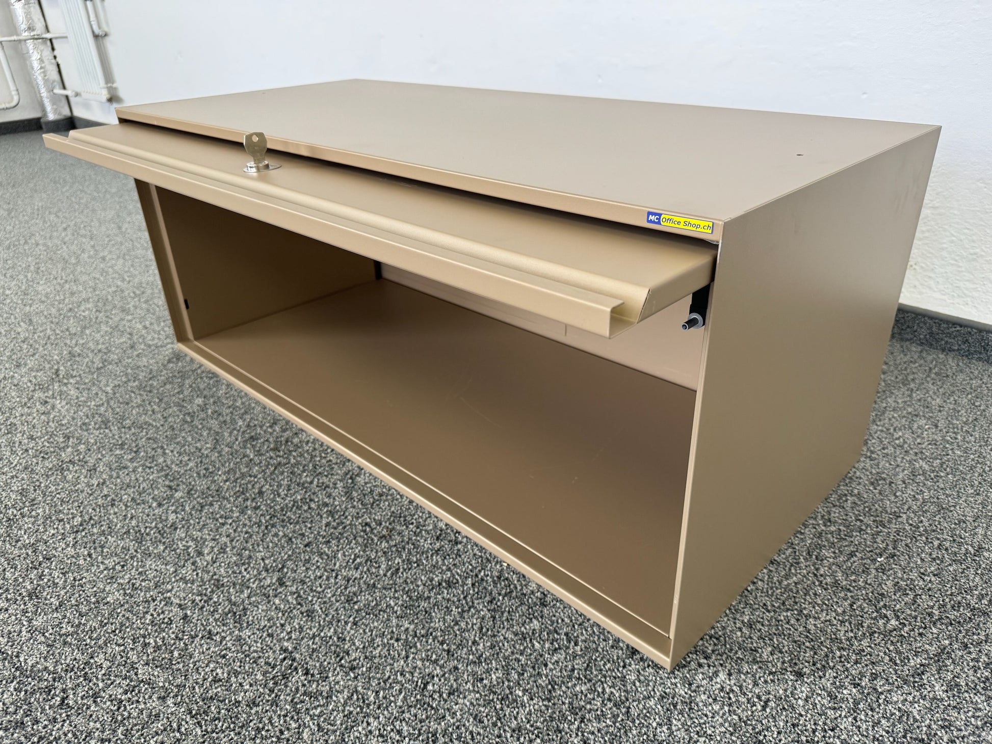 Lista Office LO Locker seitliche Ansicht offen