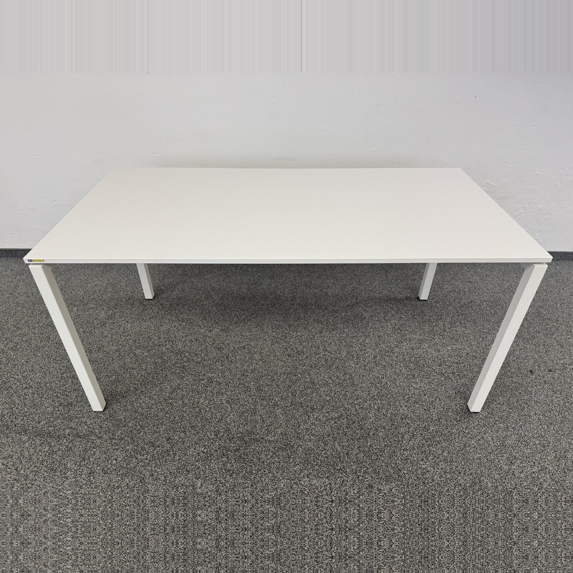 Ergodata Line Desk Sitzungstisch Spanplatte Weiss