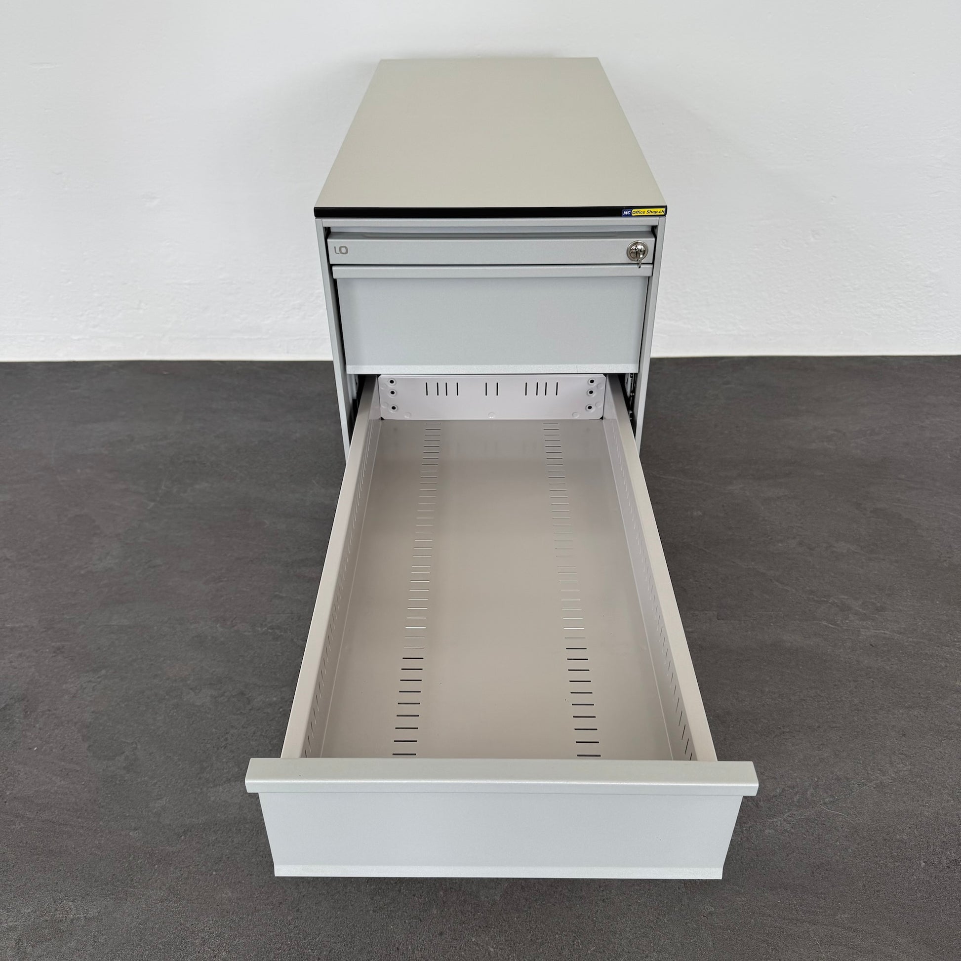 Lista Office Serie L Beistell-Korpus mit Schublade offen