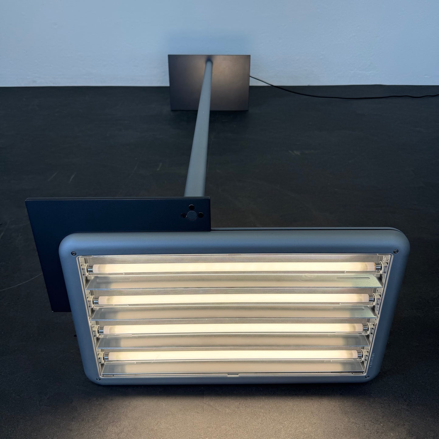 Ribag Uniq Indirekt-/Direktleuchte Ansicht Leuchtmittel