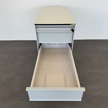 Lista Office Serie L Beistell-Korpus mit Schublade offen