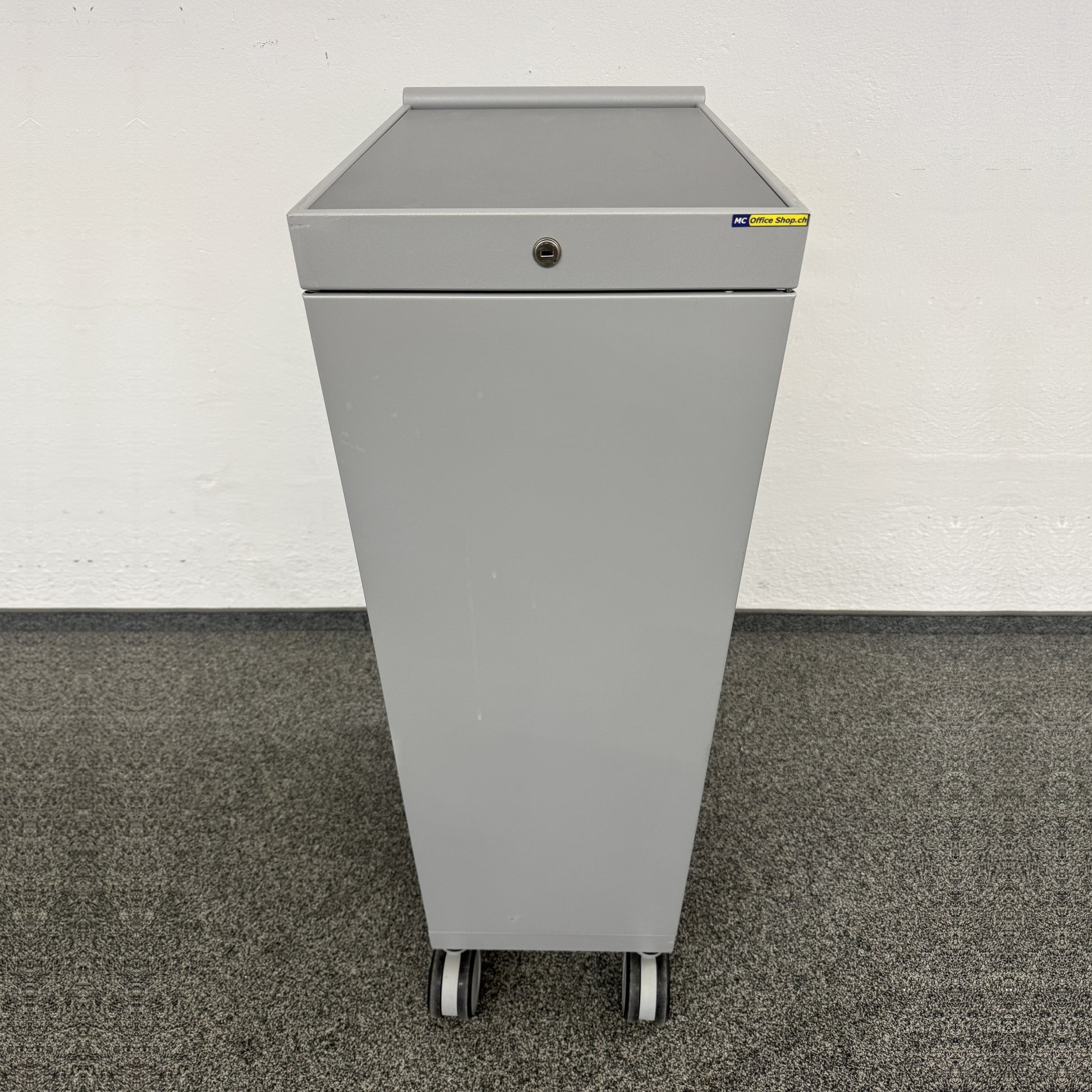 Denz D3 Roll-Caddy in Silbergrau
