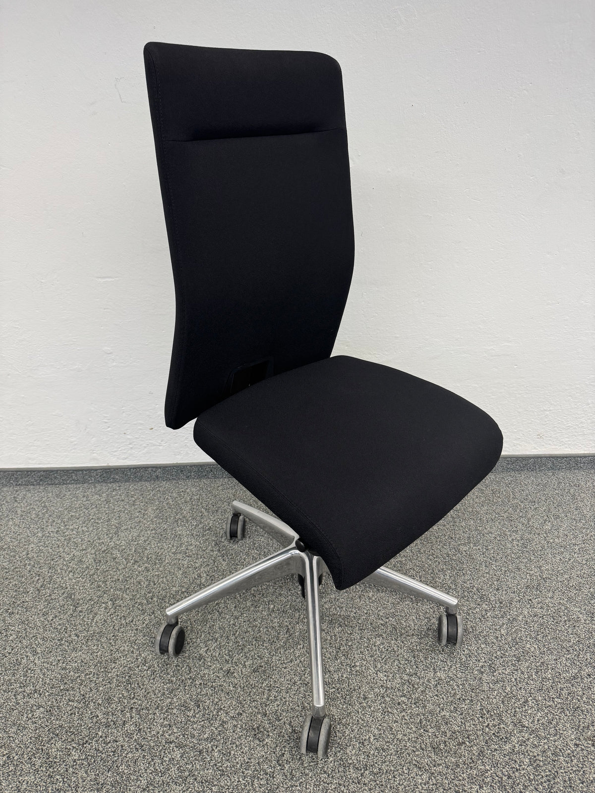 Girsberger Presto Bürodrehstuhl - mit Knopfschalter - Stoff Schwarz