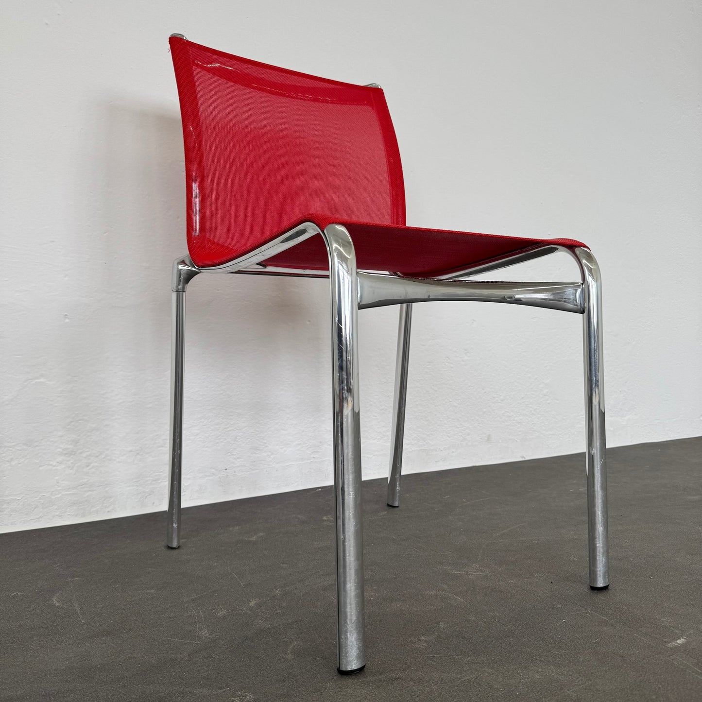 Alias Highframe 40 Bistrostuhl Ansicht von links unten