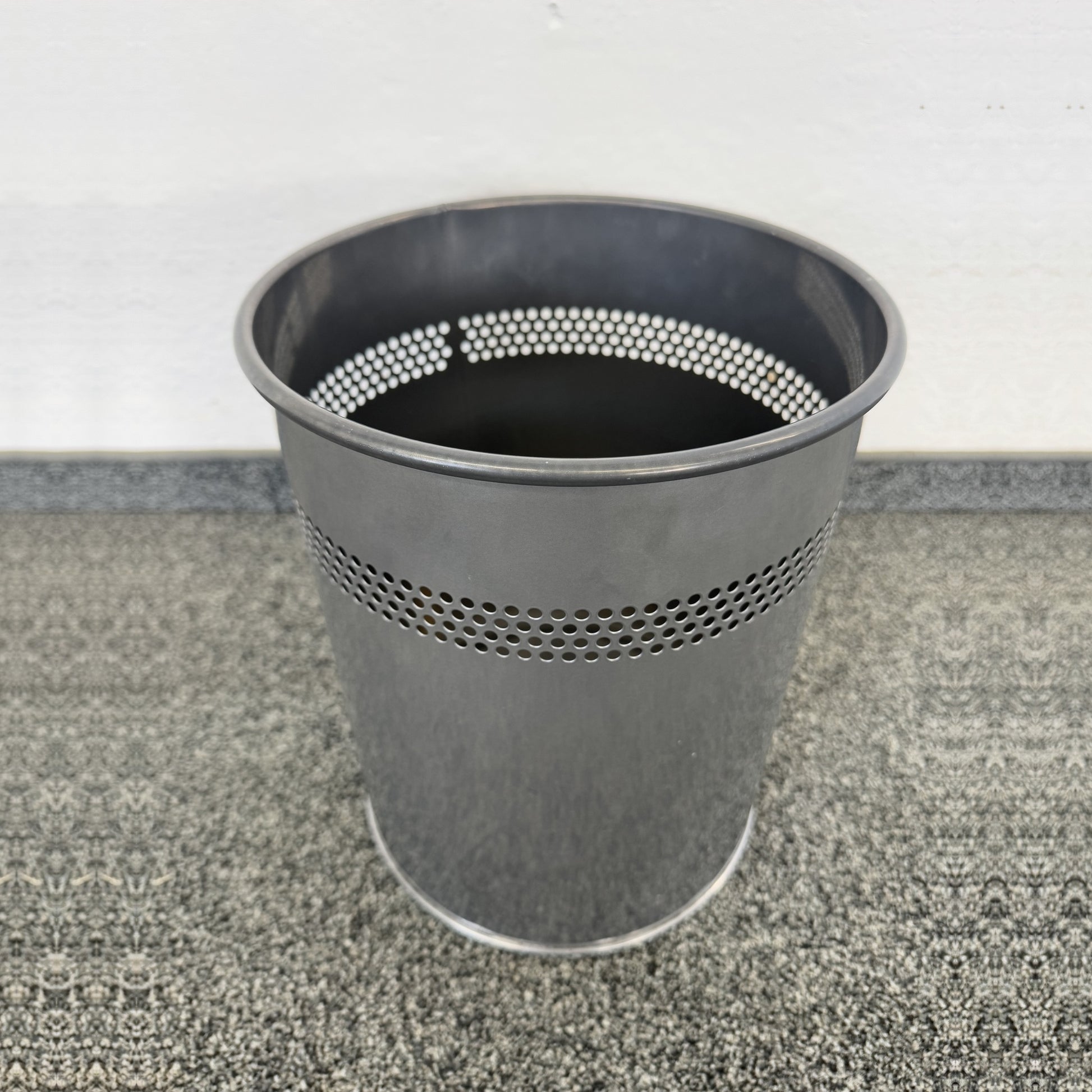 Top Design Classic Abfalleimer aus Metall anthrazit