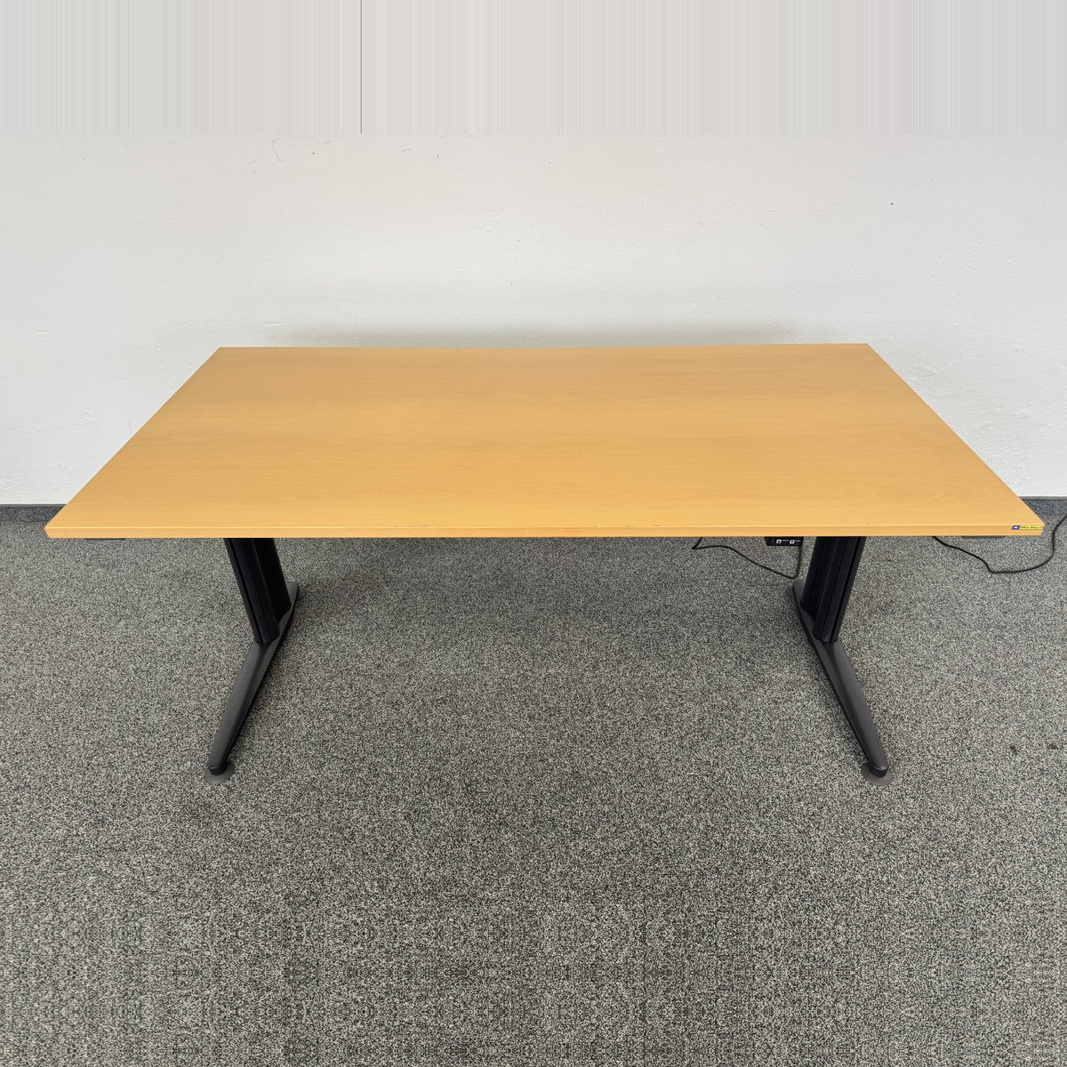 Sitag Ready Sitz-Steh Schreibtisch ganz unten