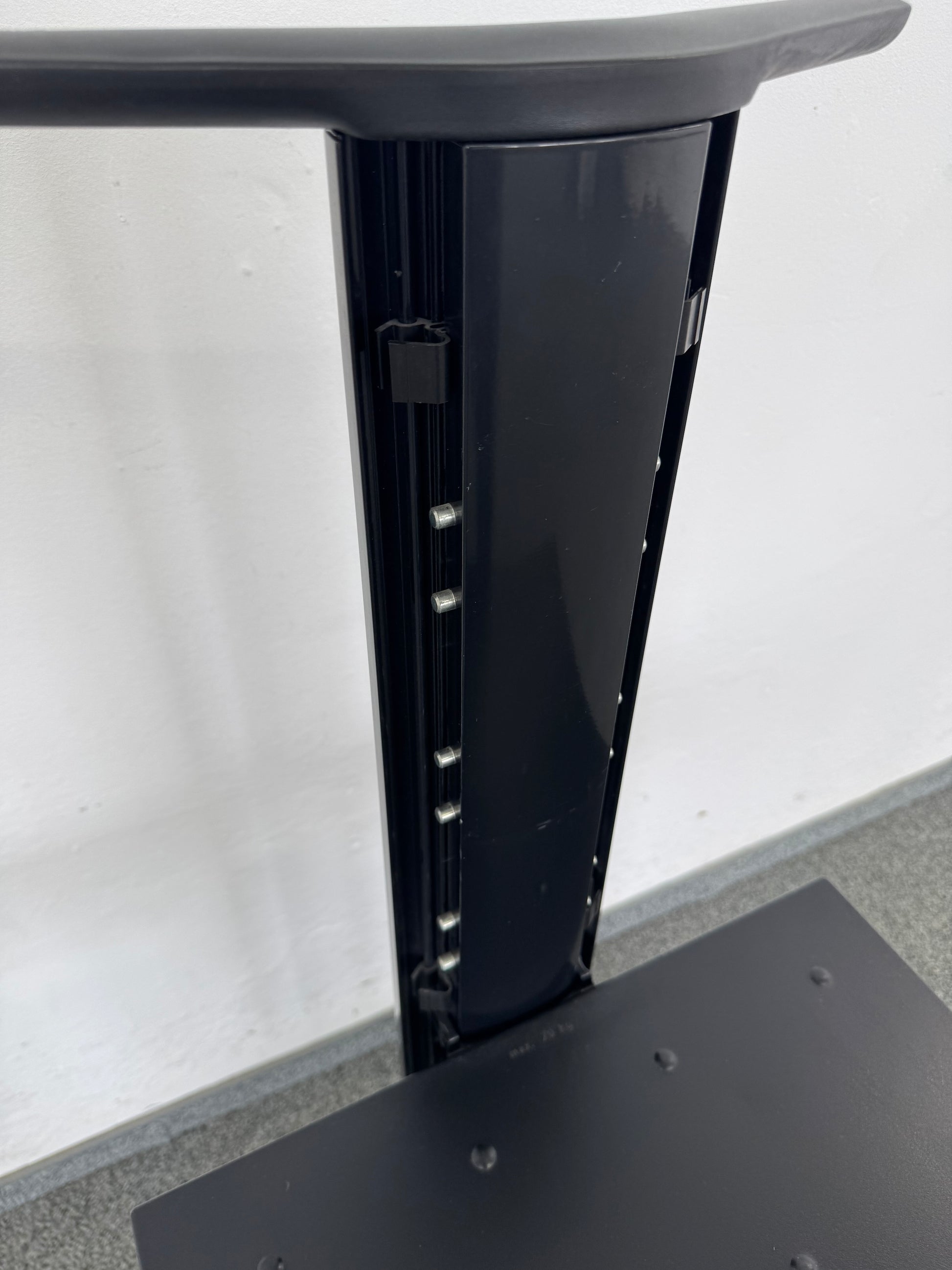 Wilkhahn Confair Pult Detailfoto Höhenverstellung