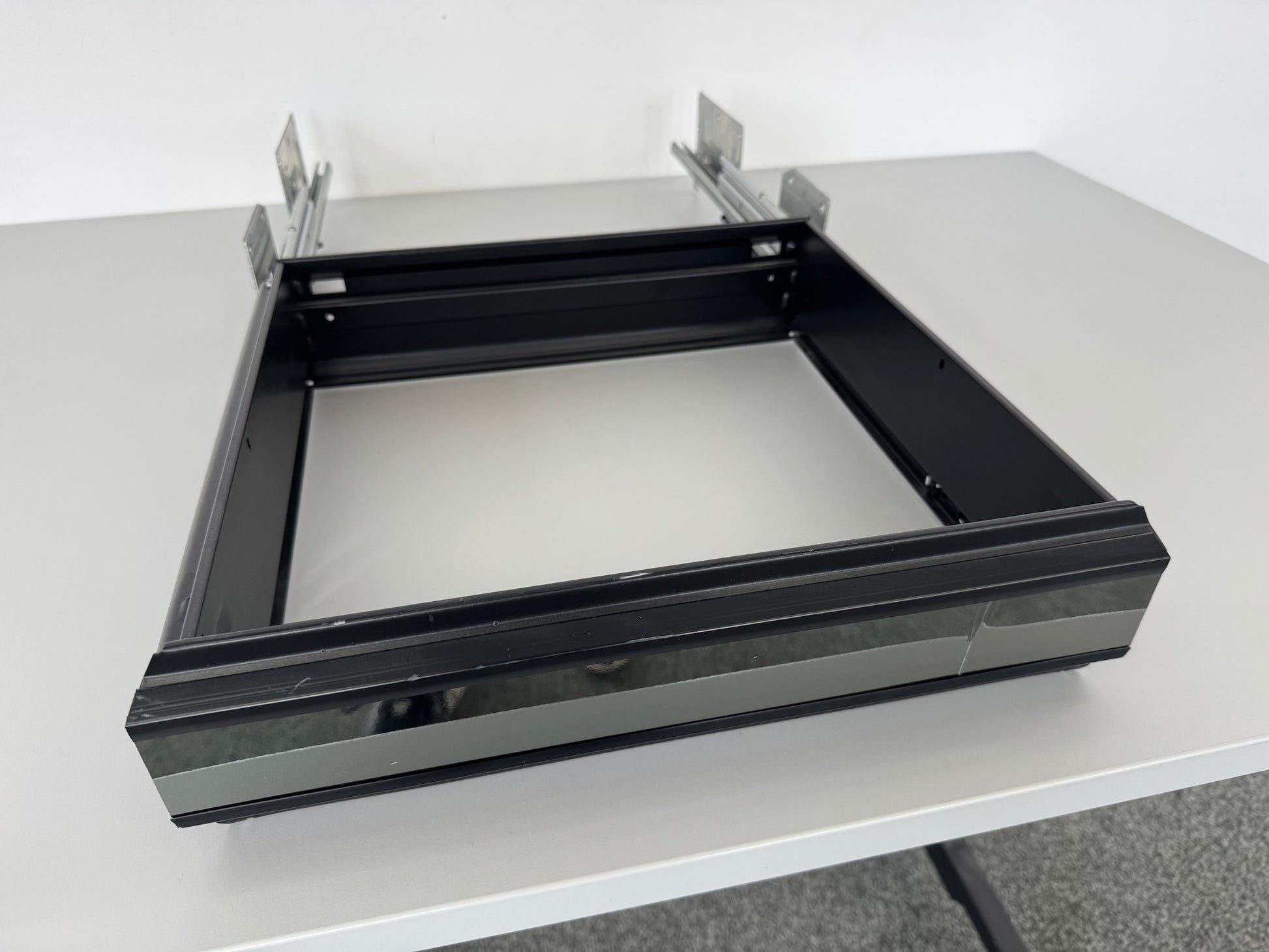 Steelcase Share It Hängeregister-Einsatz von vorne