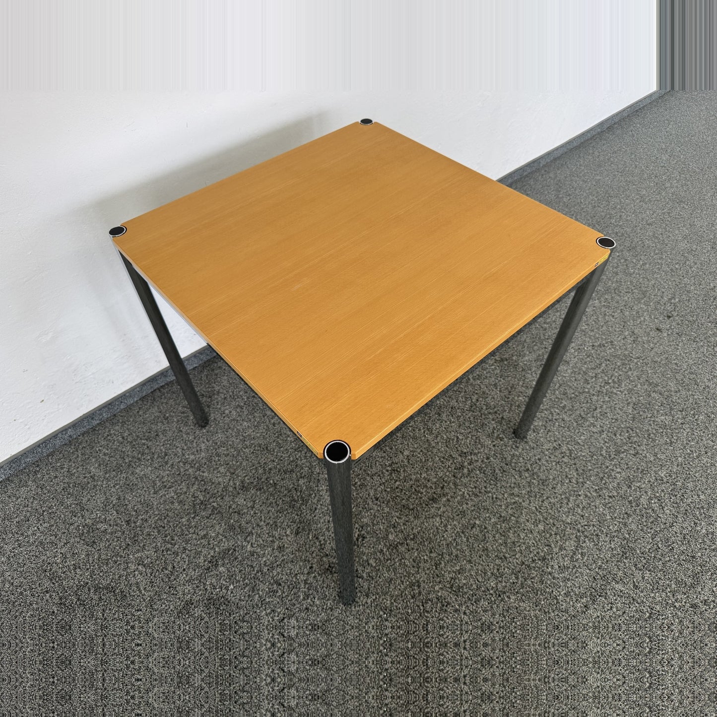 USM Haller Classic Sitzungstisch Tischplatte Buchenfurnier