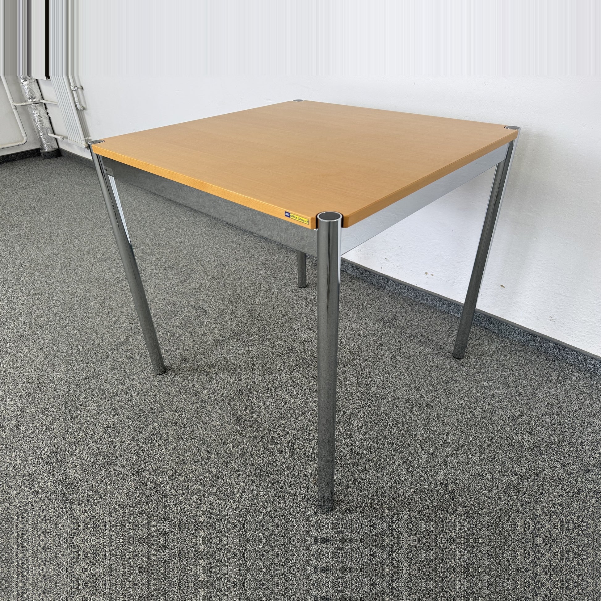 USM Haller Classic Sitzungstisch Gestell Metall Chrom glanz