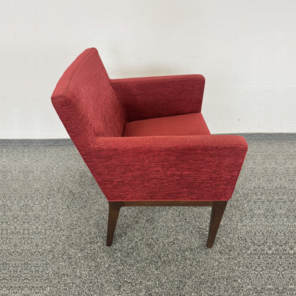 Accademia Eleganto Lounge-Sessel seitliche Ansicht