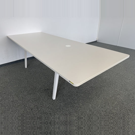Vitra Joyn 2 Meet Sitzungstisch