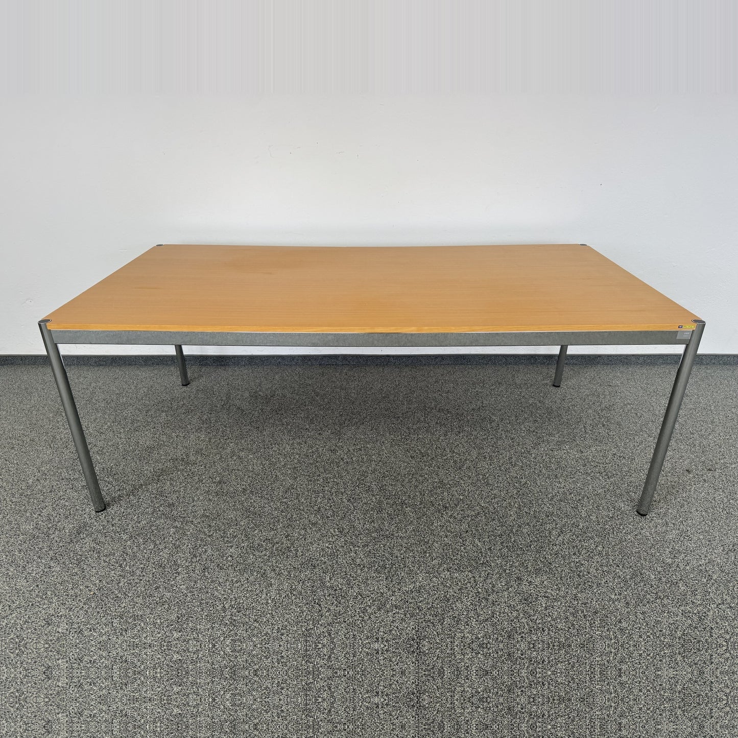 USM Haller Classic Schreibtisch 2000 x 1000 mm