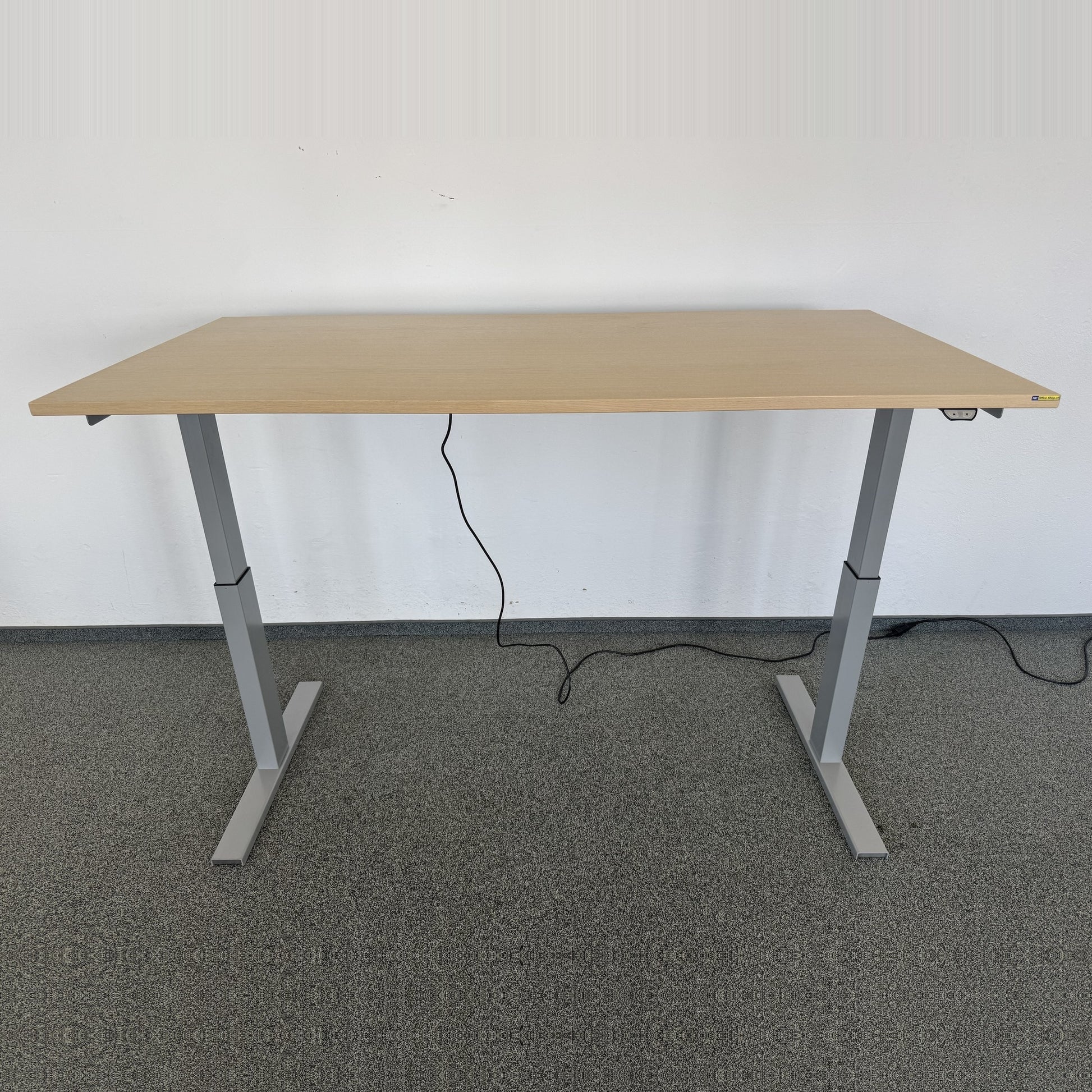 Interoffice Sitz-Steh-Schreibtisch Tischplatte Eichenfurnier