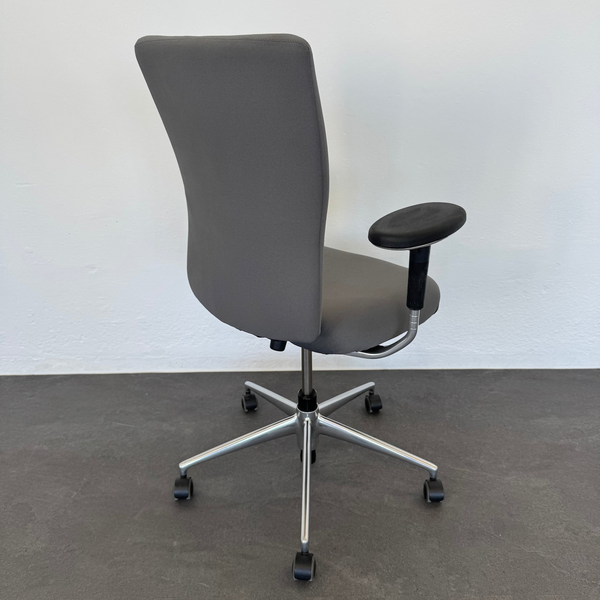 Vitra T-Chair Bürodrehstuhl mit Rückenlehne