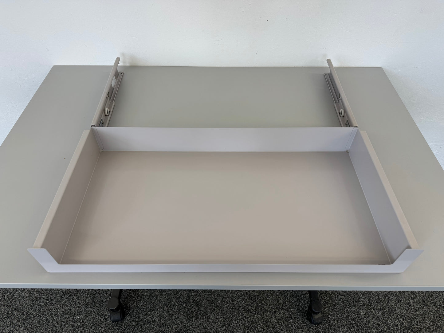 Lista Office Storage Breitschublade von oben