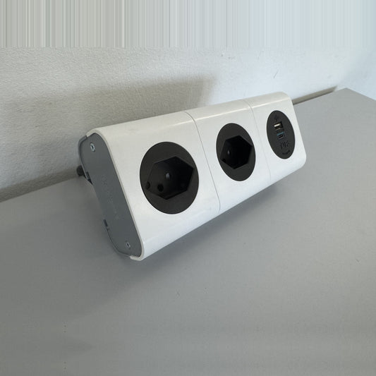 Steelcase Mehrfachstecker mit USB