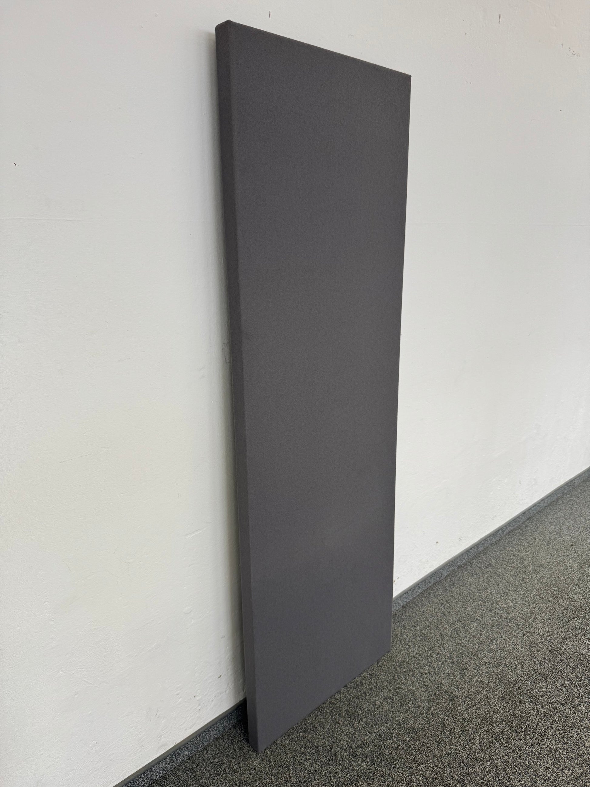 Creation Baumann acousticpearls Wand-Panel Stoff anthrazit Ansicht von rechts
