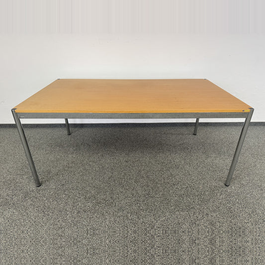 USM Haller Classic Schreibtisch 1750 x 1000 mm