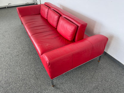 De Sede 3er Sofa in rotem Leder mit Chromgestell Detailansicht Rückenlehne - 6037757