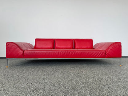 De Sede 3er Sofa in rotem Leder mit Chromgestell Ansicht Unterbau - 6037757