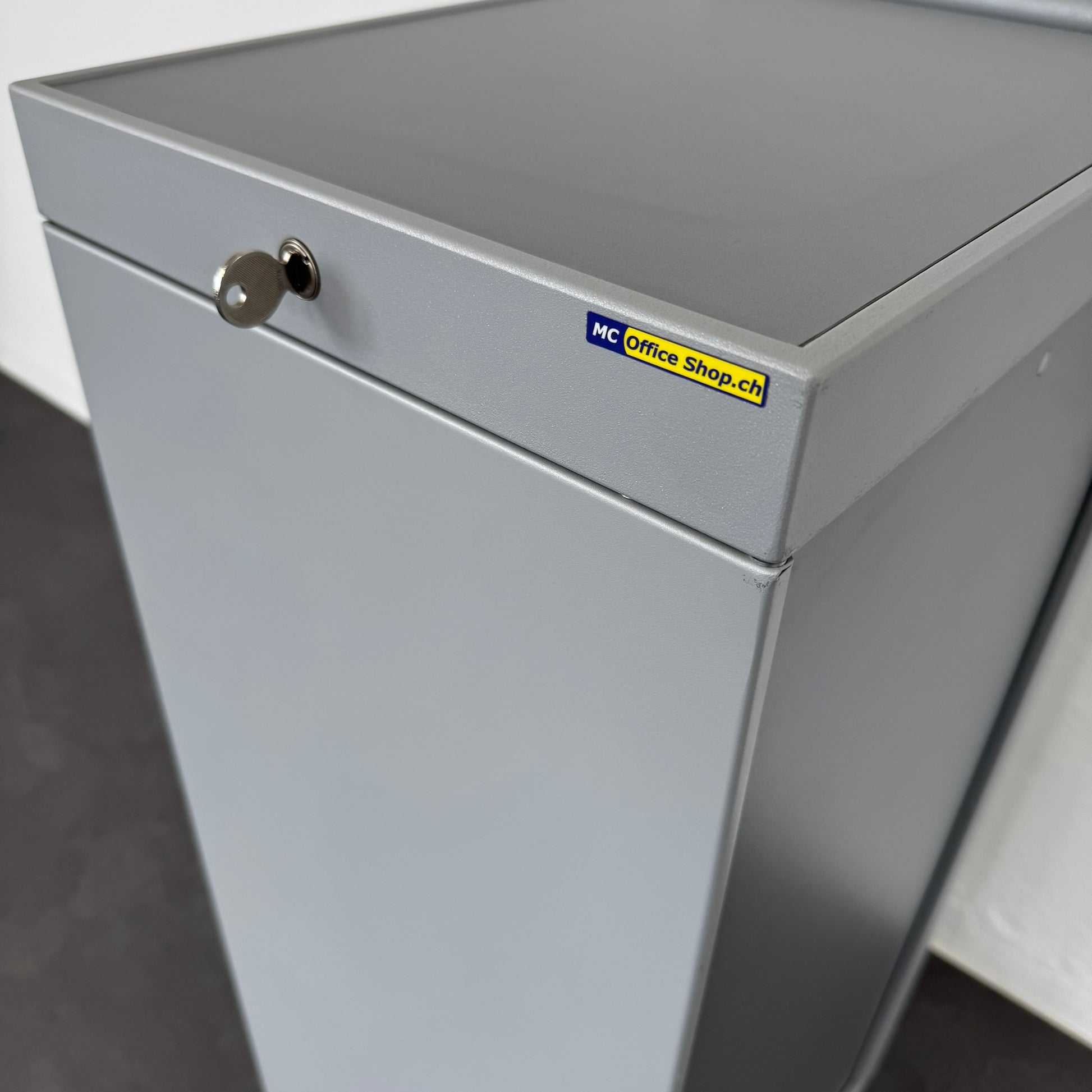 Denz D3 Roll-Caddy  Detailfoto Schliessung