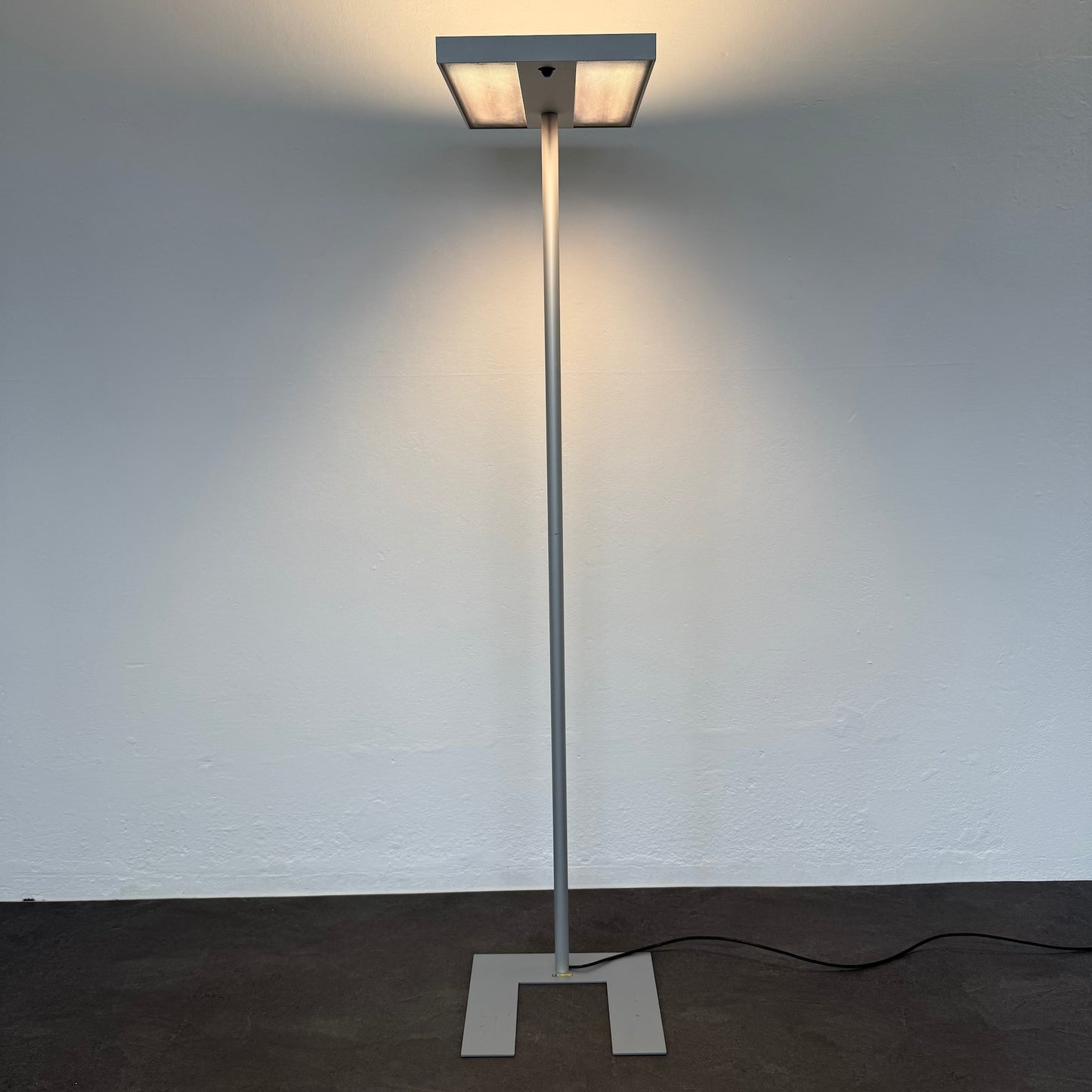 Alteme EcoP K Indirekt-/Direktleuchte 4 x 28 Watt