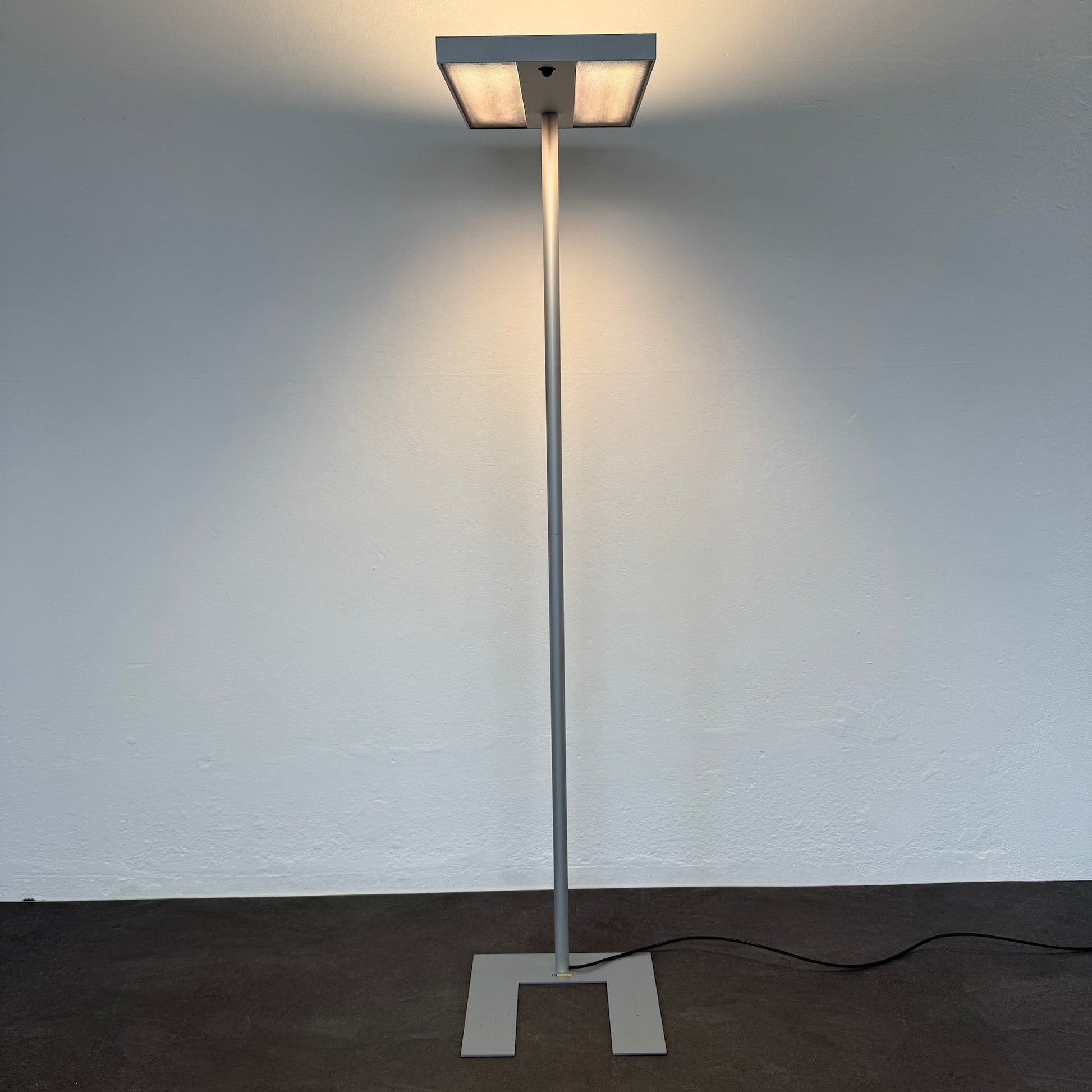 Alteme EcoP K Indirekt-/Direktleuchte 4 x 28 Watt