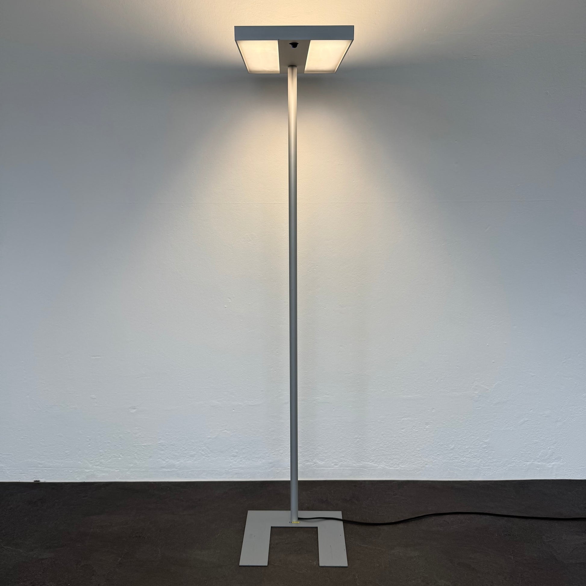 Alteme Eco Indirekt-/Direktleuchte 4 x 55 Watt