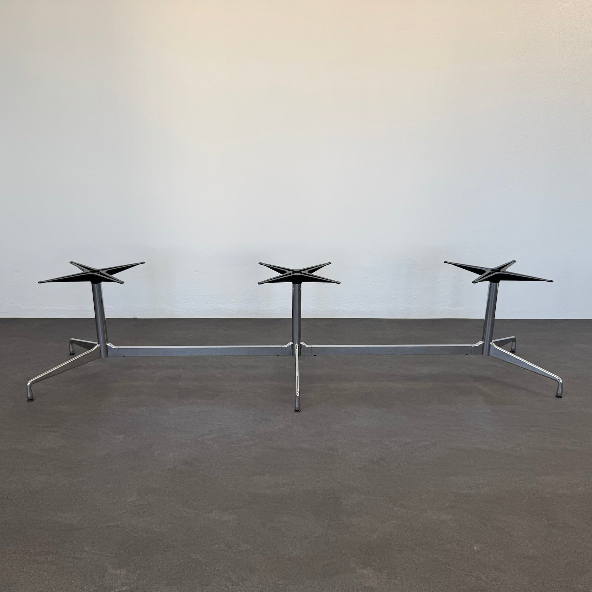 Vitra Eames Segmented Table Gestell Metall Chrom