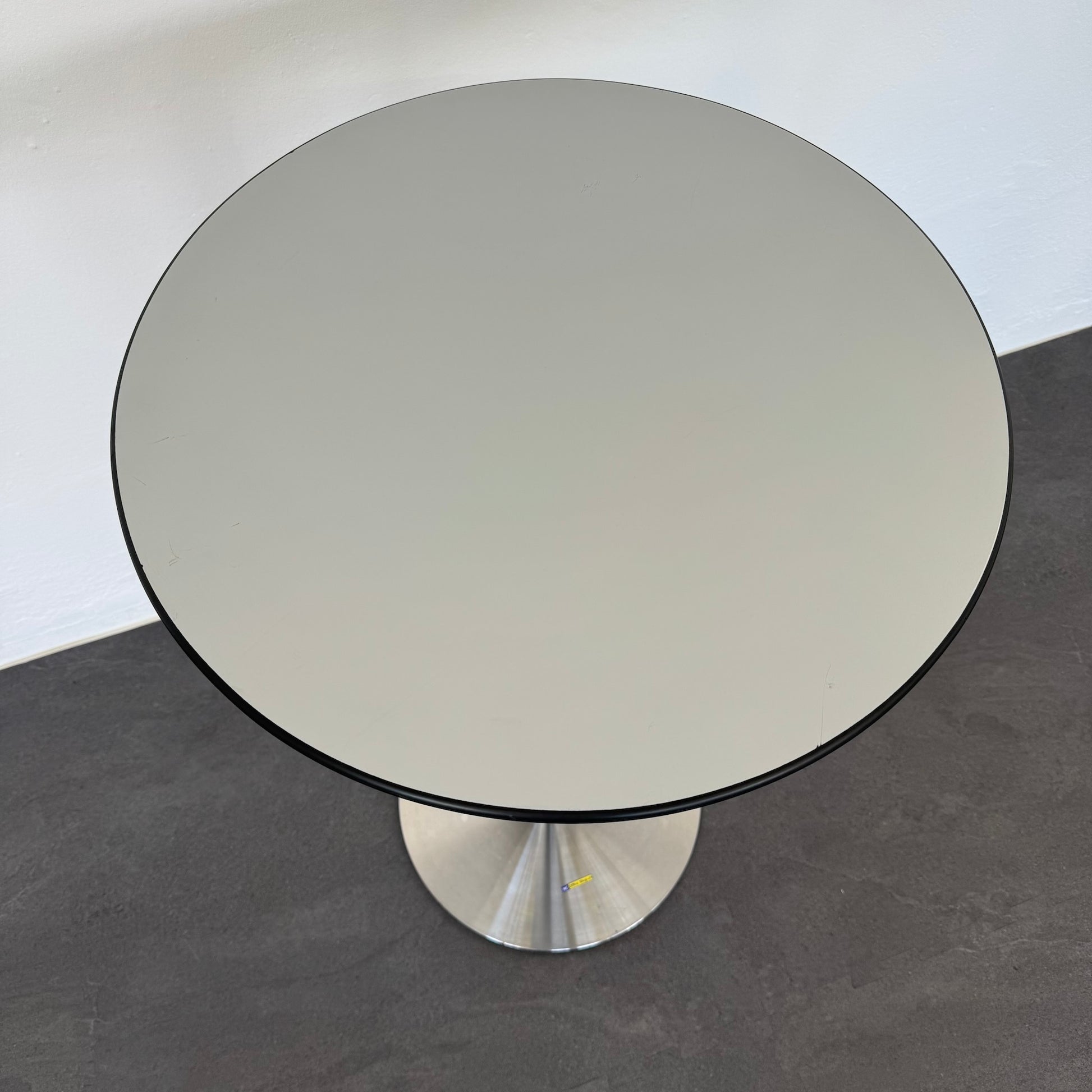 Top Design Bistrostehtisch Ansicht Tischplatte