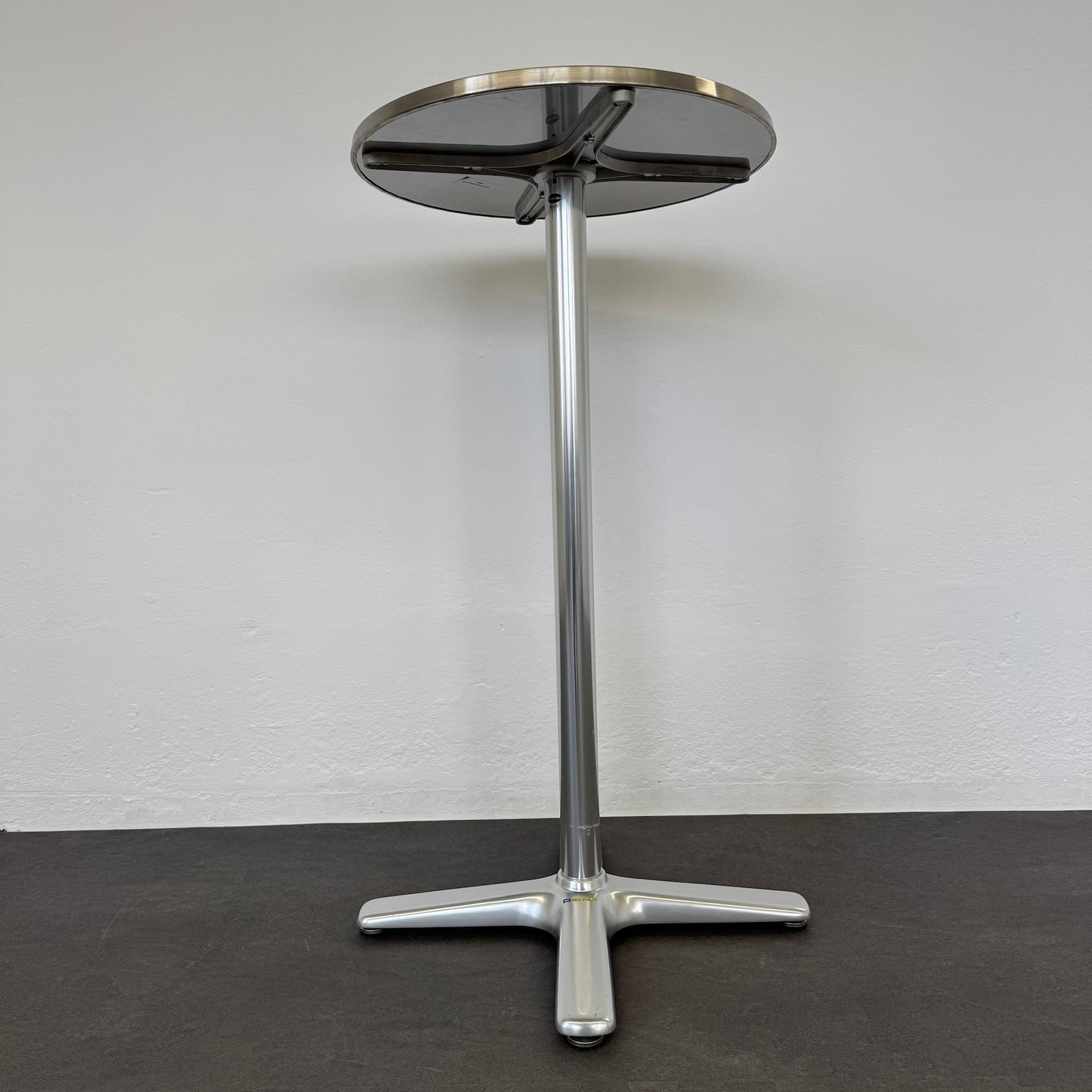 Top Design Classic Bistrostehtisch Ansicht von unten