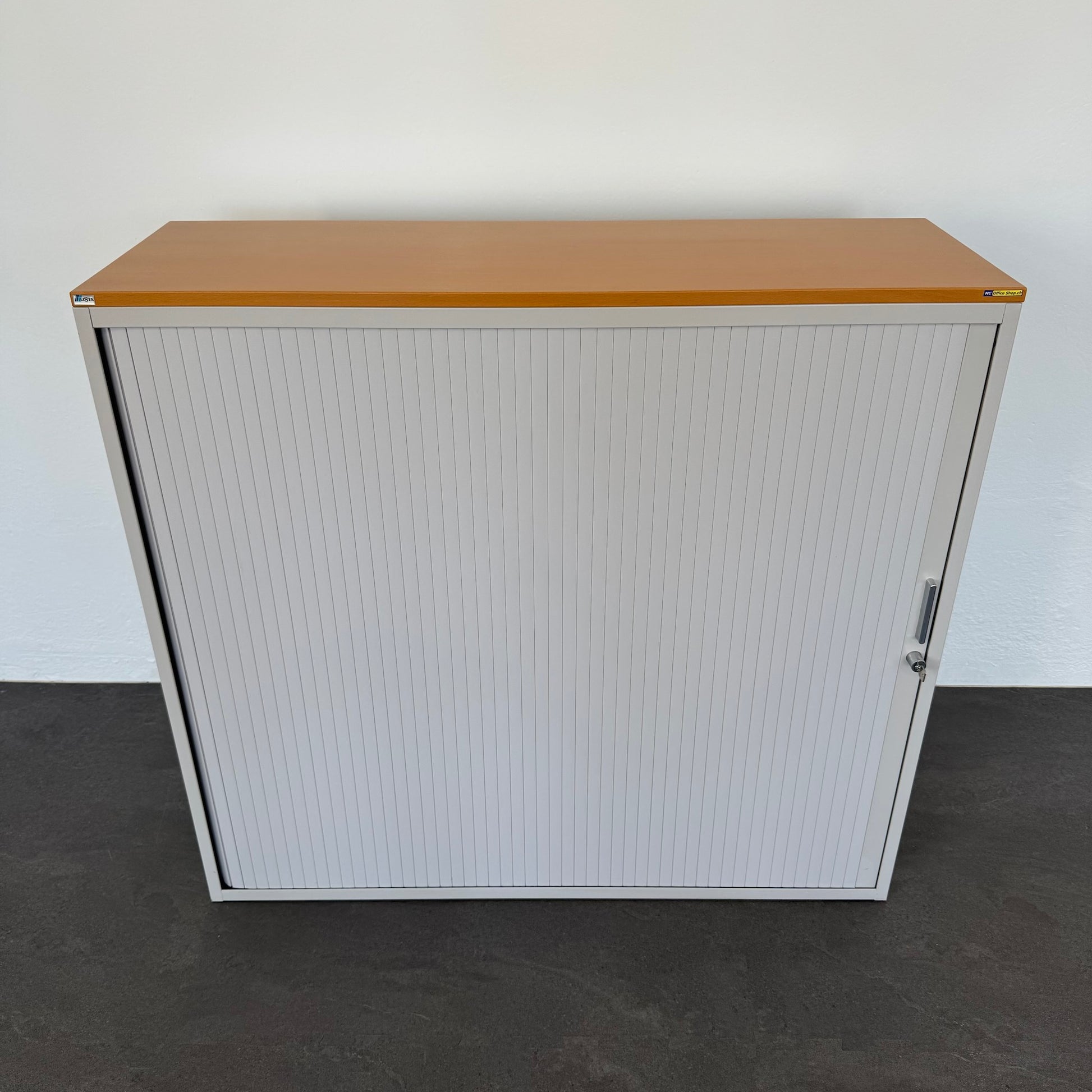 Lista Office Storage Lateralschrank Metall Hellgrau mit Holzdeckblatt