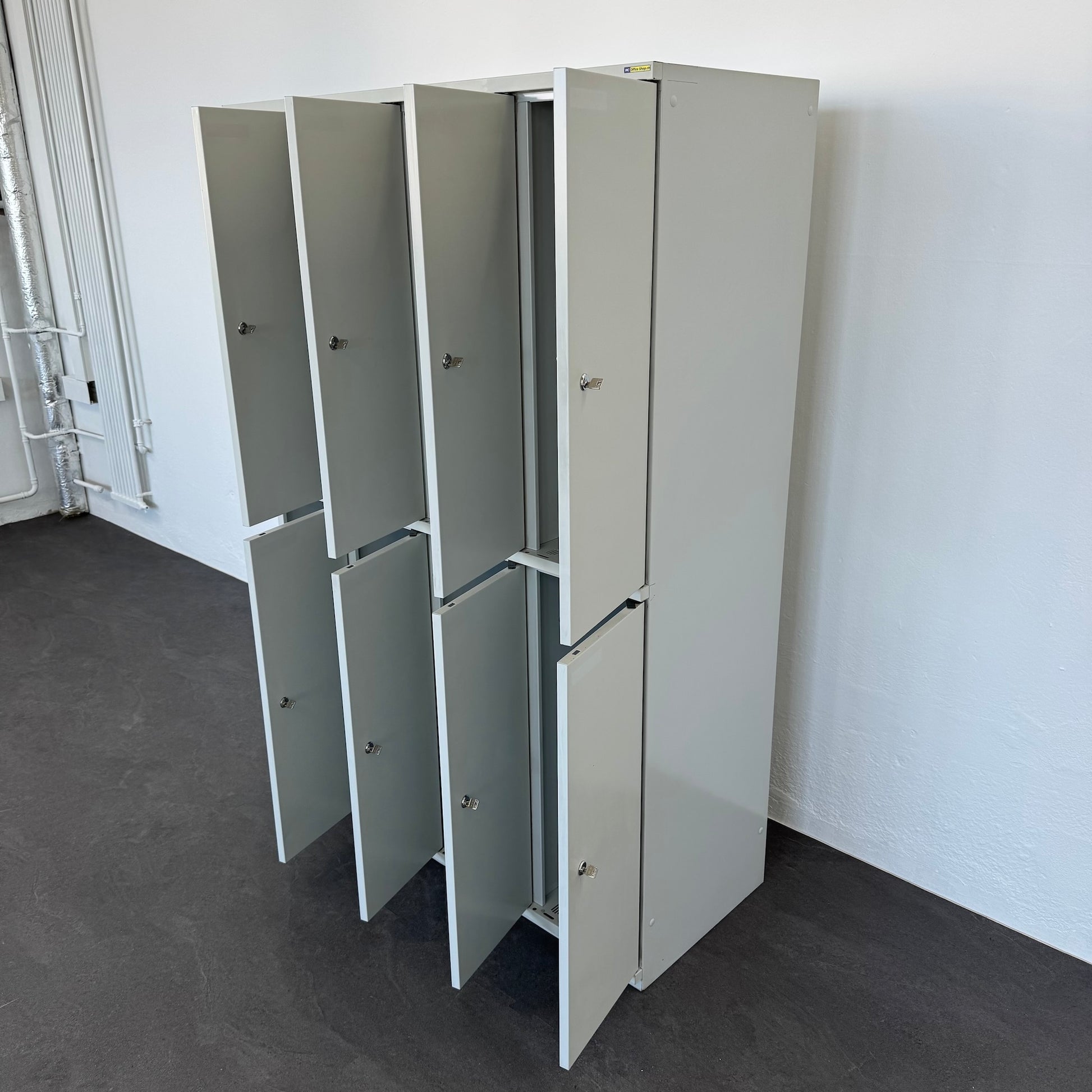 Lista Classic Garderobenschrank offen von rechts