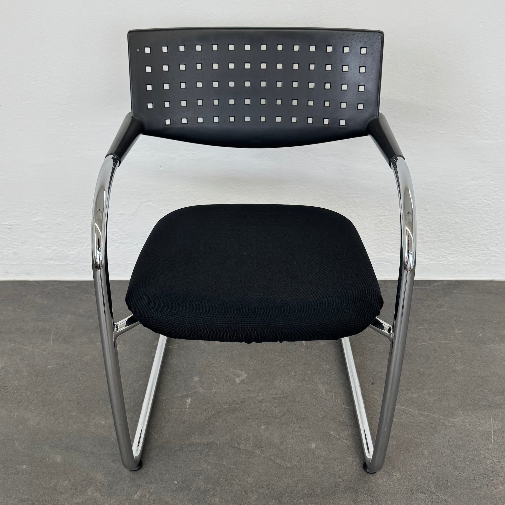 Vitra Visavis Freischwinger mit Stoffbezug Schwarz - 6038025