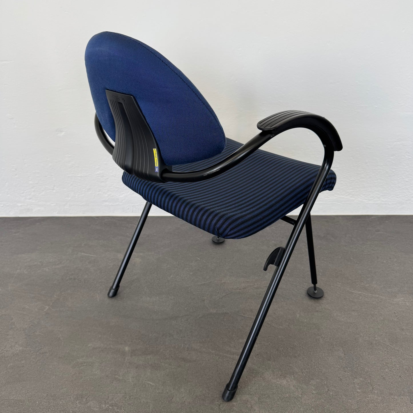 Sitag Realino Vierfusstuhl mit Rückenlehne Blau