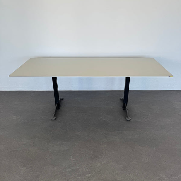 Elan Euroffice Sitzungstisch