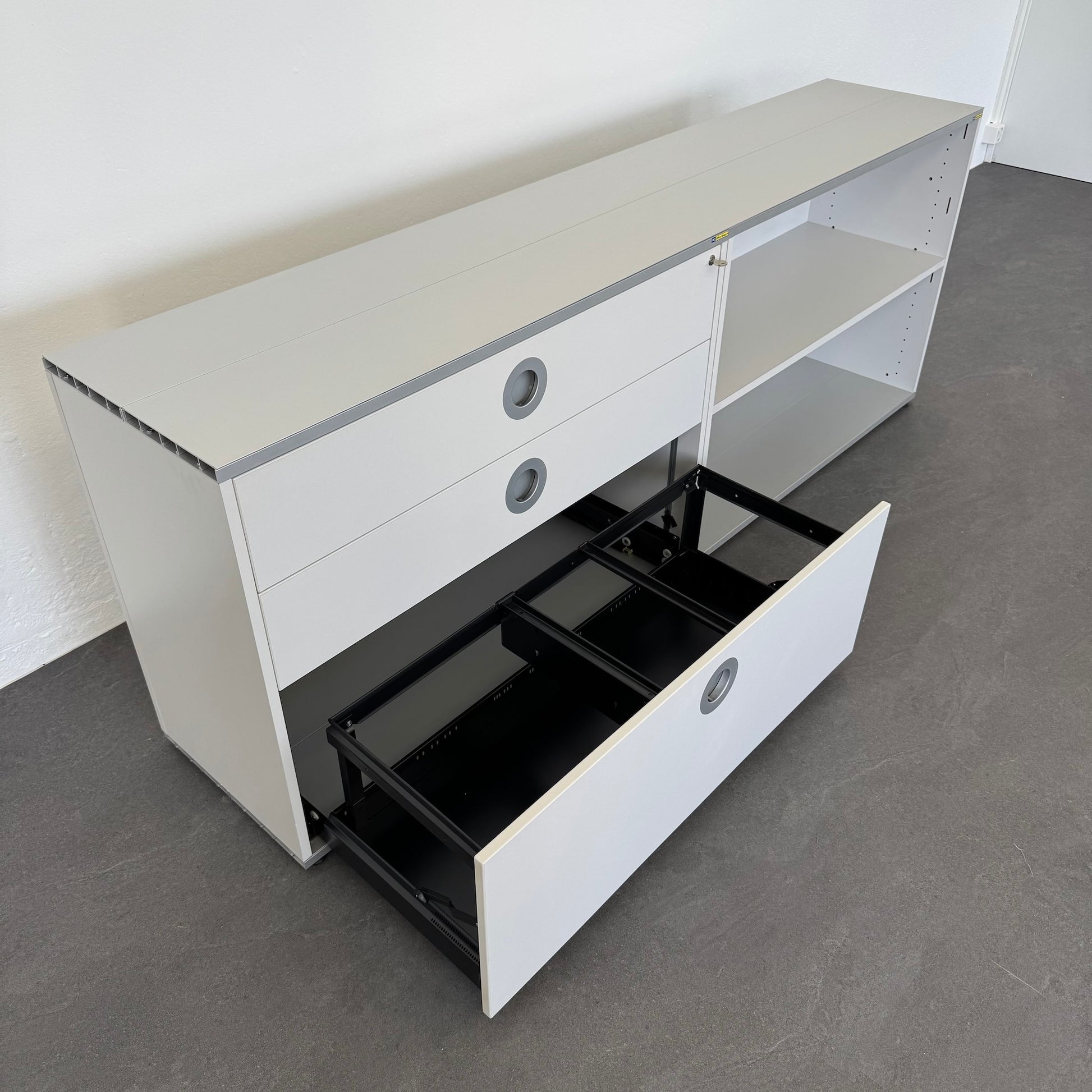 Denz D3 Sideboard mit Hängeregisterauszug offen
