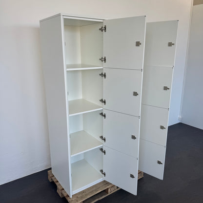 Palmberg Prisma 2 Lockerschrank von links