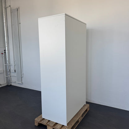 Palmberg Prisma 2 Lockerschrank Ansicht von der Seite