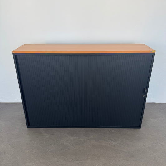 Lista Office Storage Lateralschrank aus Metall Schwarz